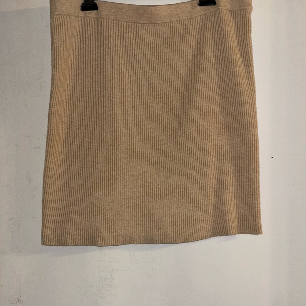 Old Navy Tan Ribbed Pencil Skirt